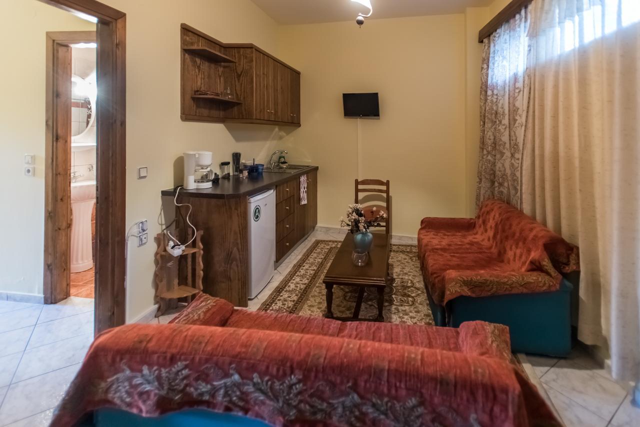 Elatos Rooms Mikro Chorio  Exterior photo